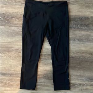 Lululemon women’s black leggings